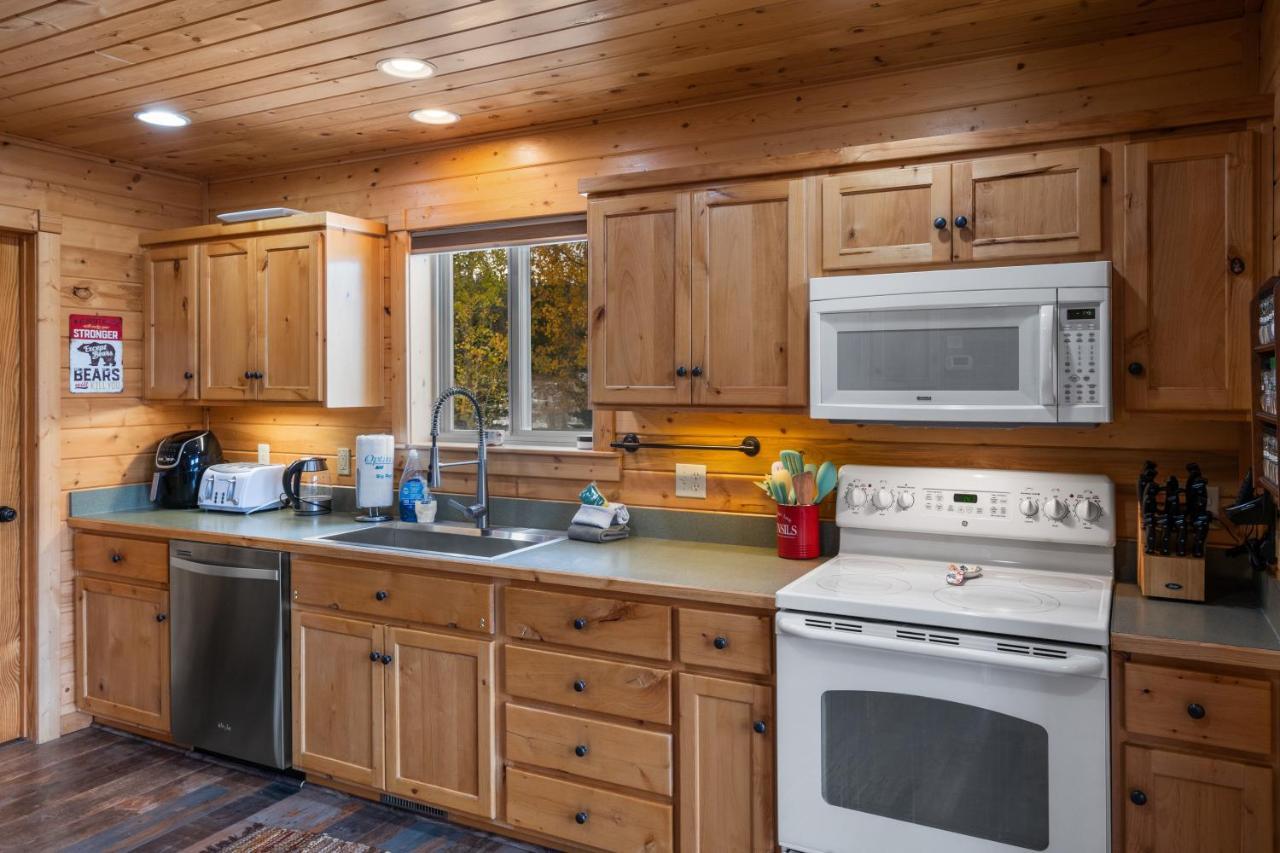 Mule Deer Cabin West Yellowstone Buitenkant foto